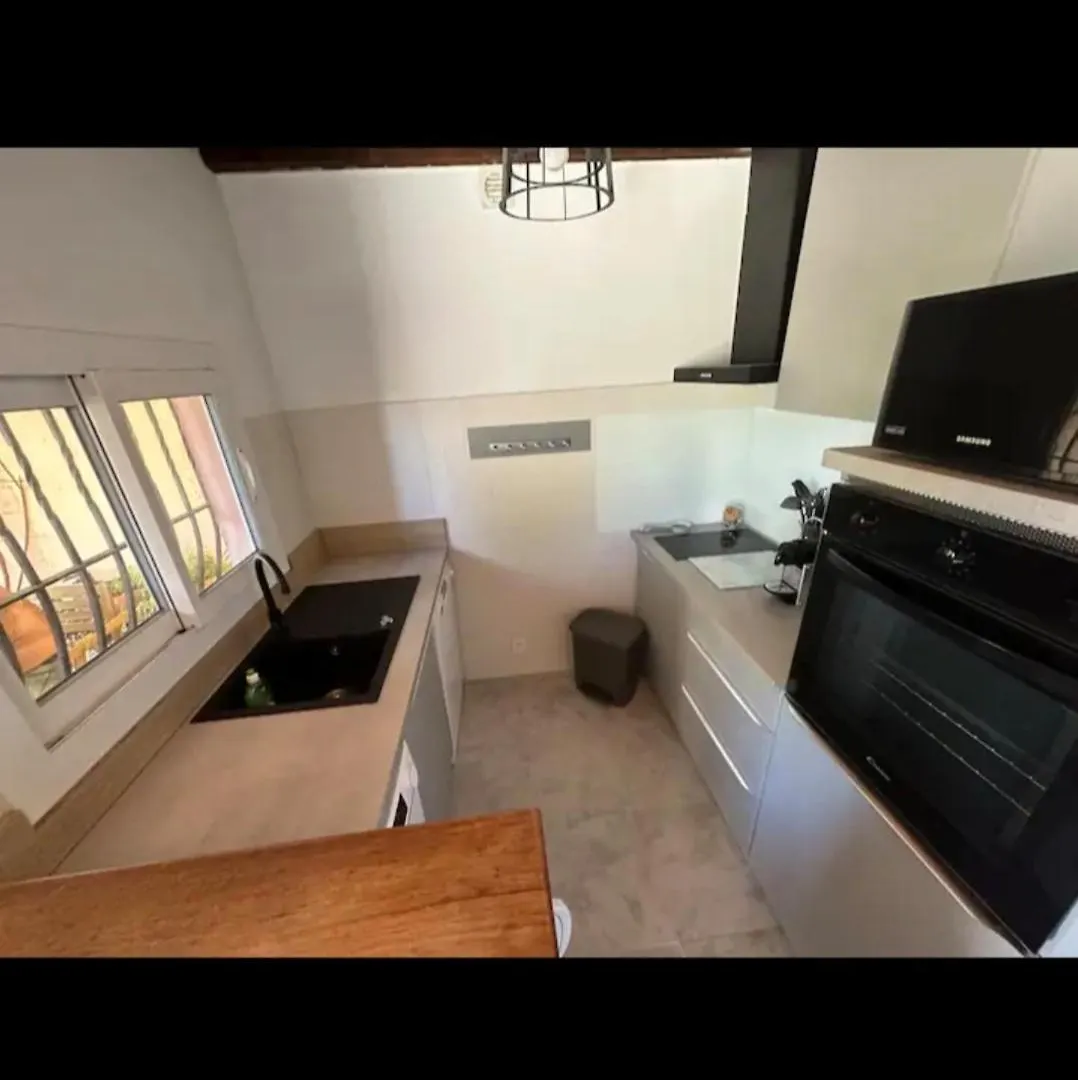 10 Min De Monaco Petite Maison Avec Jardin Vue Mer Et Rocher De Monaco La Turbie